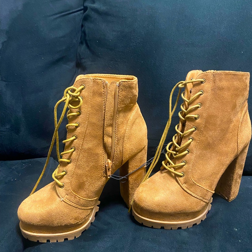 Ankle booties